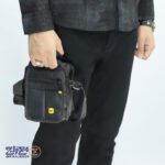 کیف دوشی برزنتی جلو نقاب مردانه