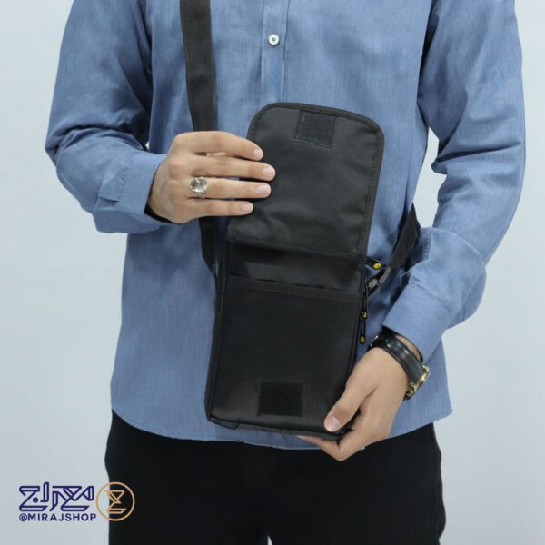 کیف دوشی برزنتی جلو نقاب مردانه