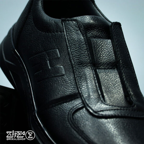 کفش مردانه چرم طبیعی مدل آرتا